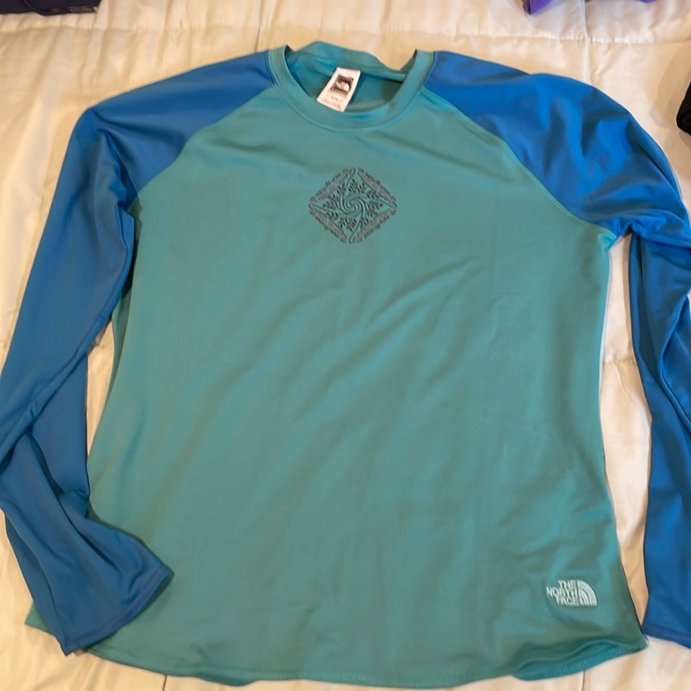 The North Face long sleeve T size XL